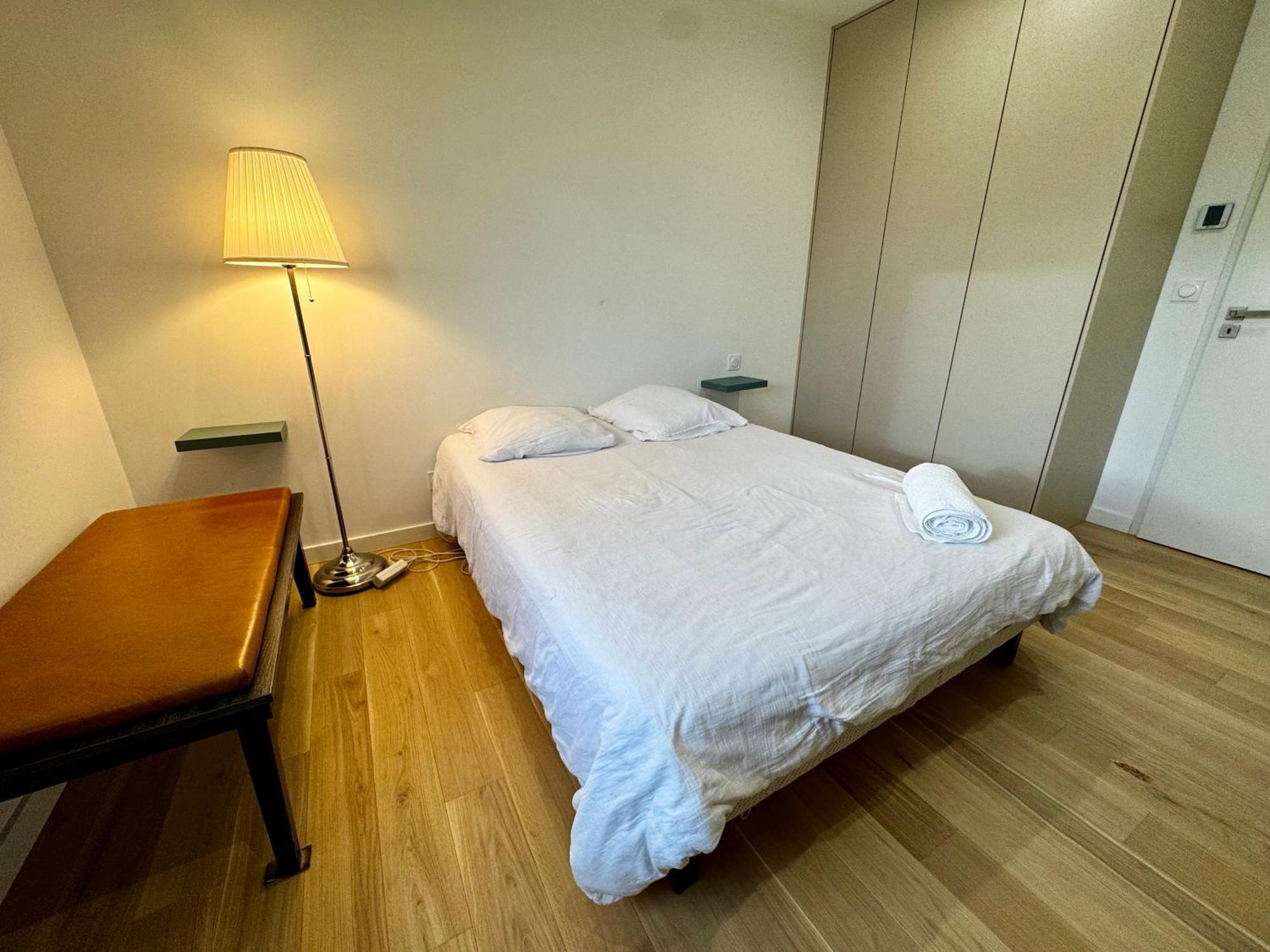 Privee Avec Salle De Bains Partagee-le Sapin Privatunterkunft *